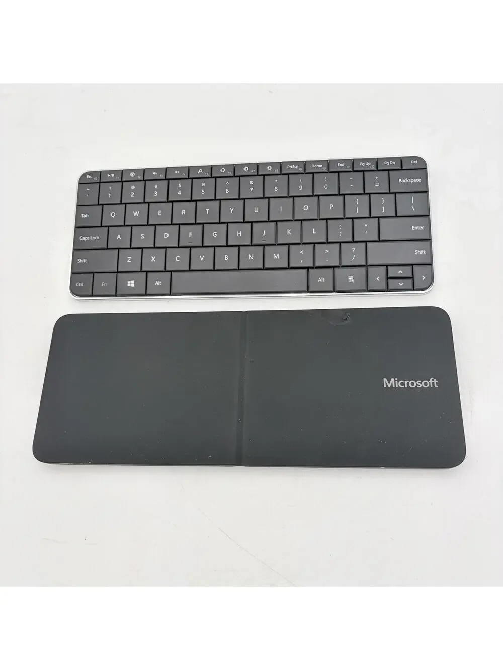 Microsoft Wedge Mobile Keyboard Wireless Bluetooth Portable W/Cover Model 1521